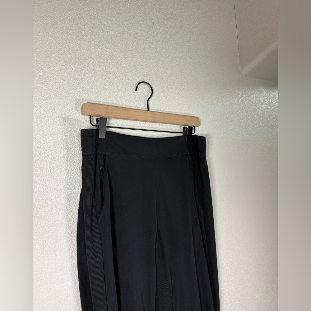 Athleta Brooklyn Jogger Pants Size 4 Black C24 - Picture 8 of 10